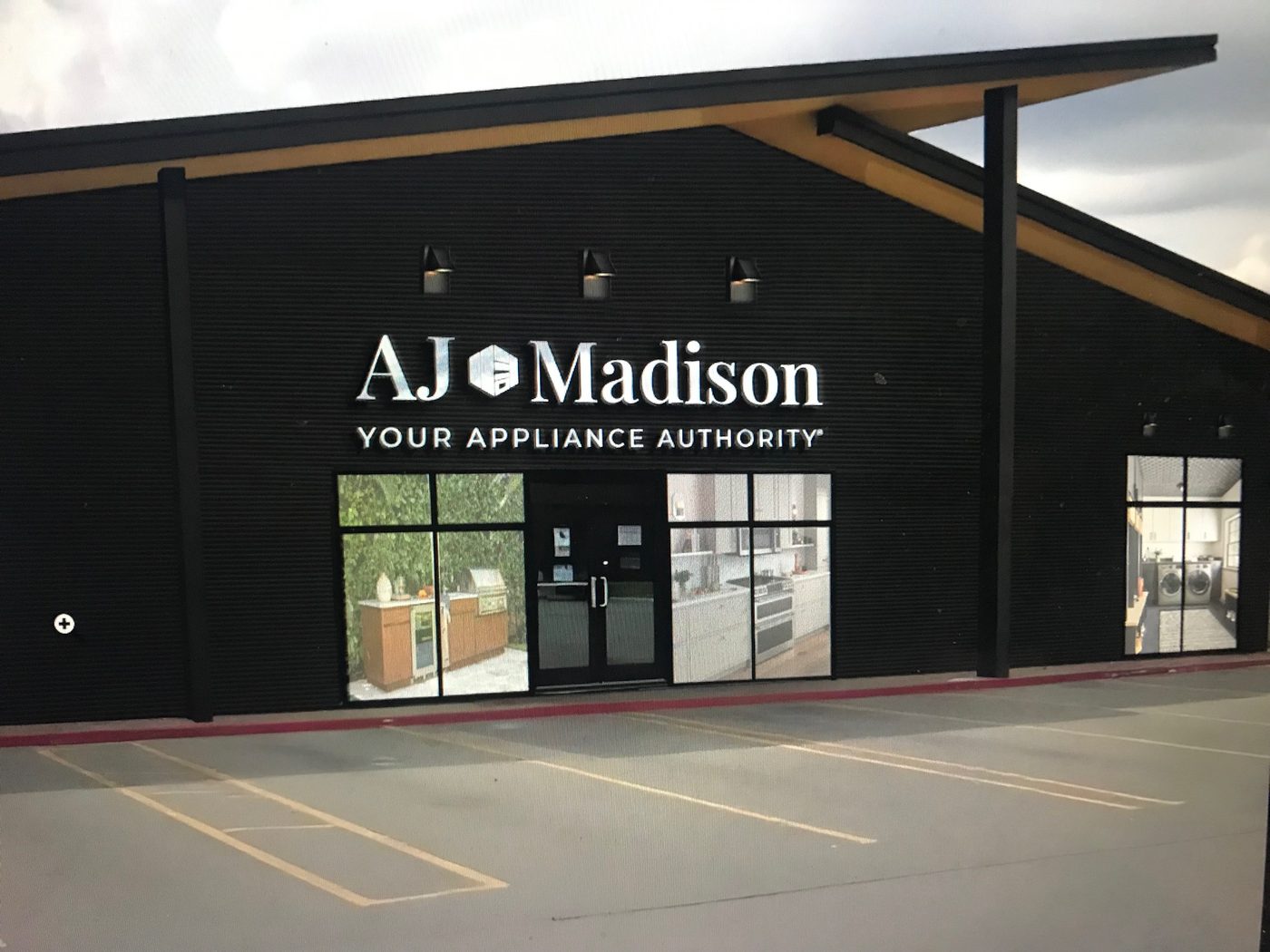 Appliance Retailer Enters Houston