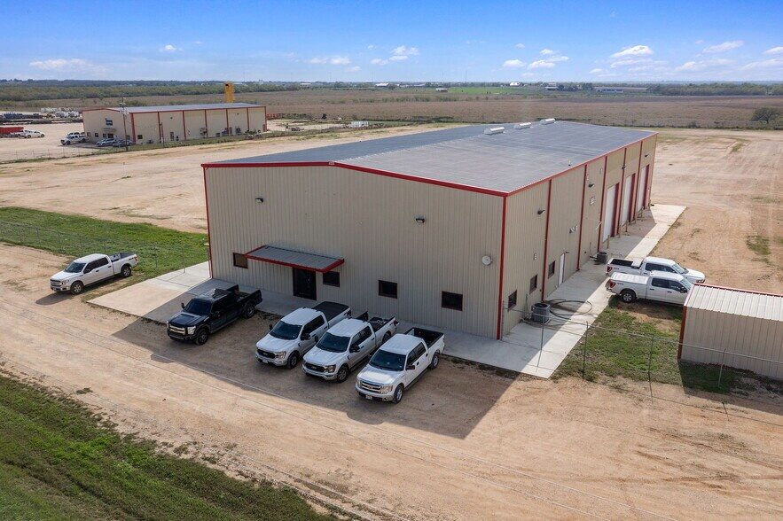 Baker Hughes Property in Eagle Ford Shale