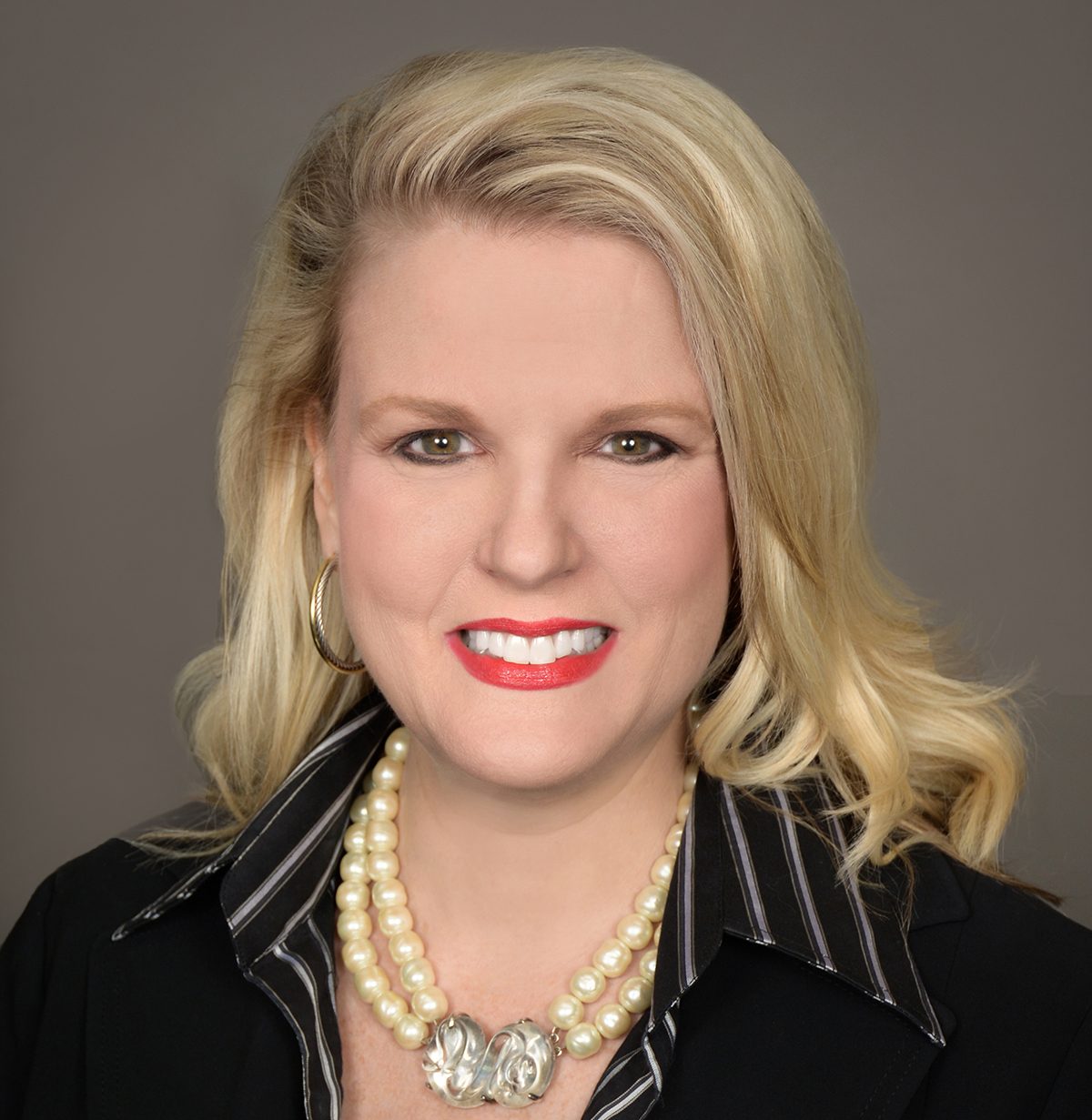 Building Successful Real Estate Organizations: Q&A with Elke Laughlin, Market briefs