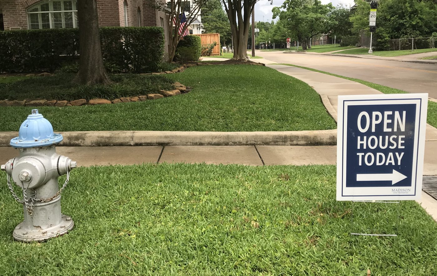 Economy Pings Houston Home Sales