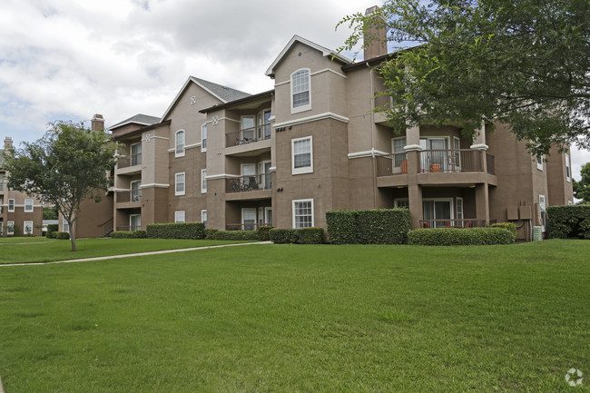 Dallas area: Florida-based firm pays $36.59M for 360 apartments