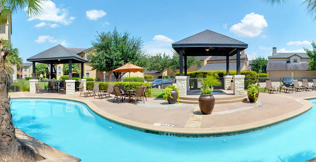 Fogelman Properties Buys Another Houston Project, Market briefs