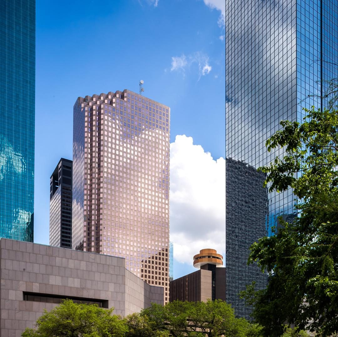 Full Floor Leased in Downtown Tower