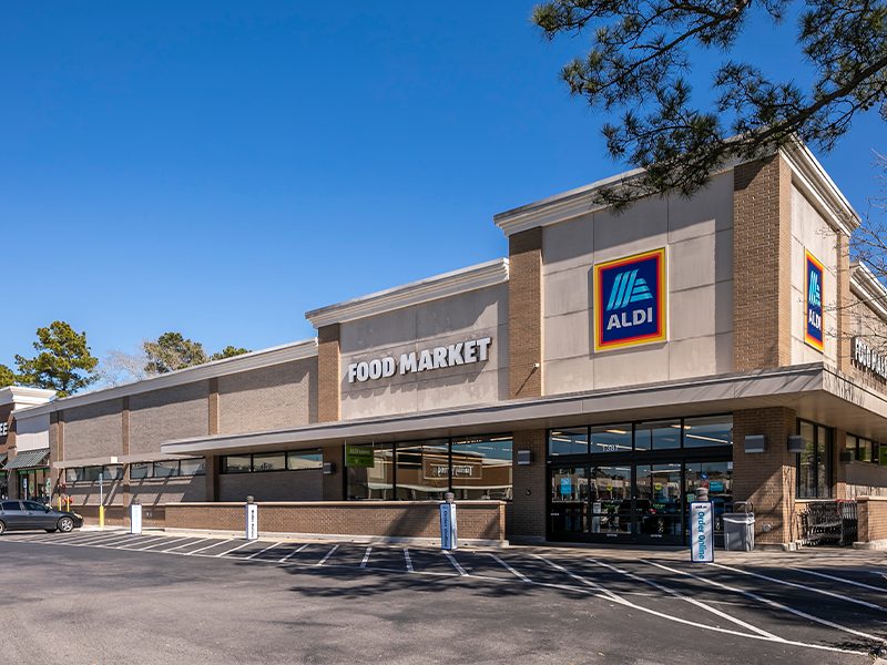 Grocery-Anchored Center Sold