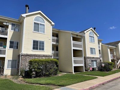 : Clearworth Acquires Houston Apartments