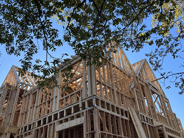 Houston Home Sales Rise as Prices Drop