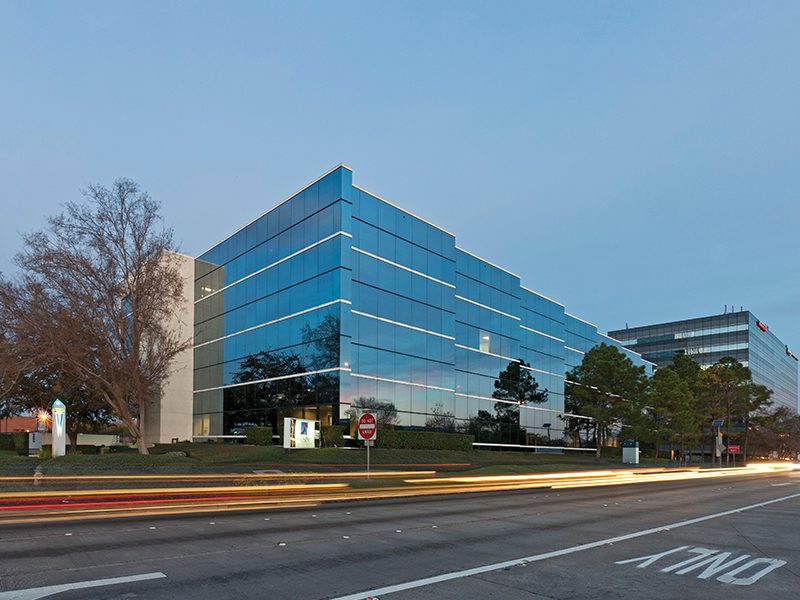 Investor Buys Westchase Office
