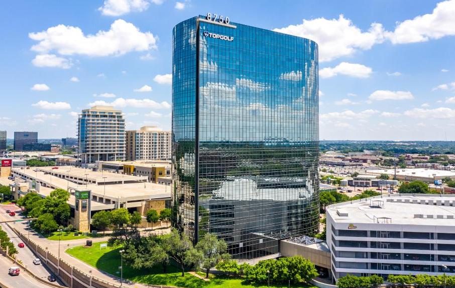 Investor Pays $66 Million for Dallas Tower