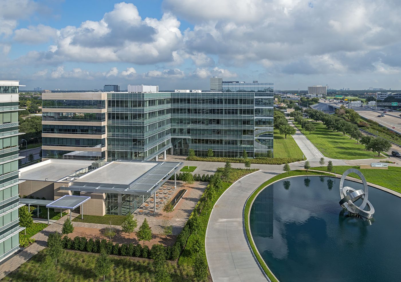 Large Lease in Westchase
