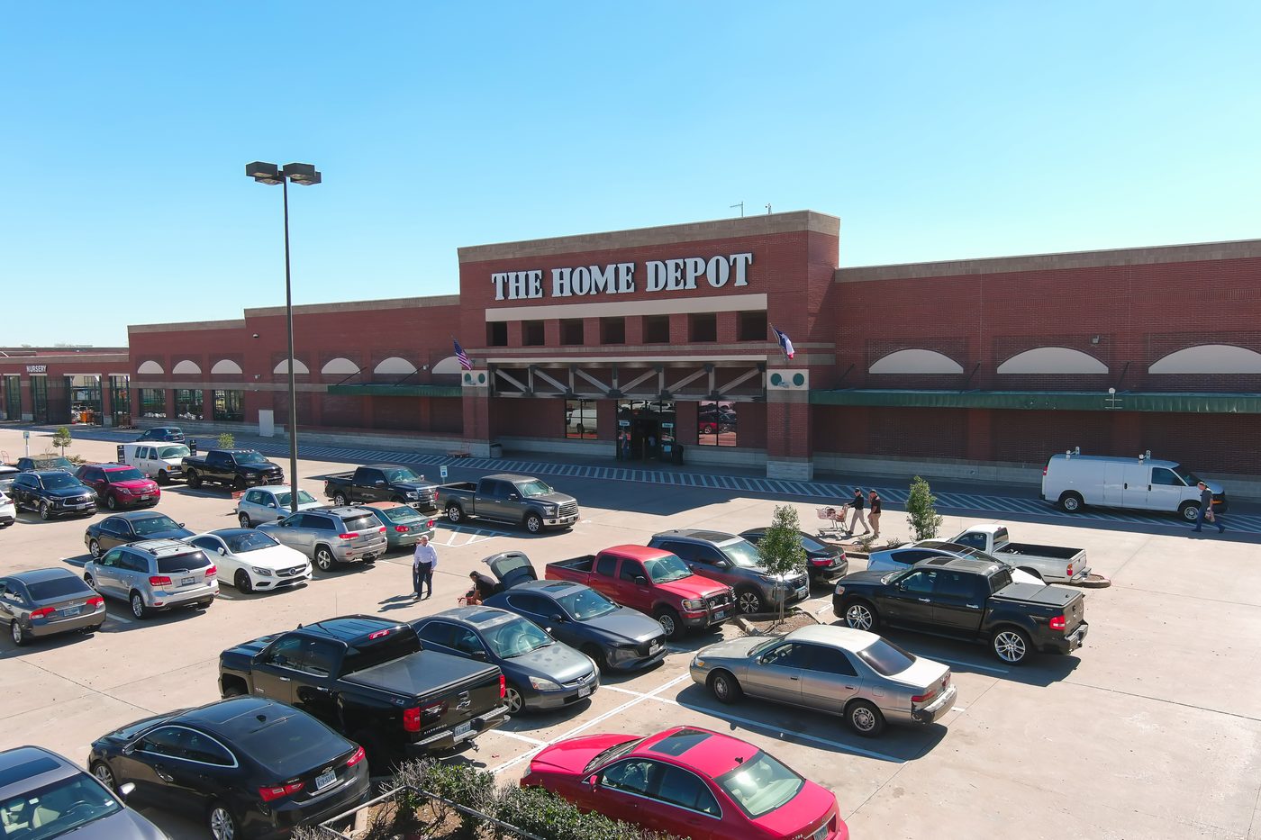 Major Retail Center Sold