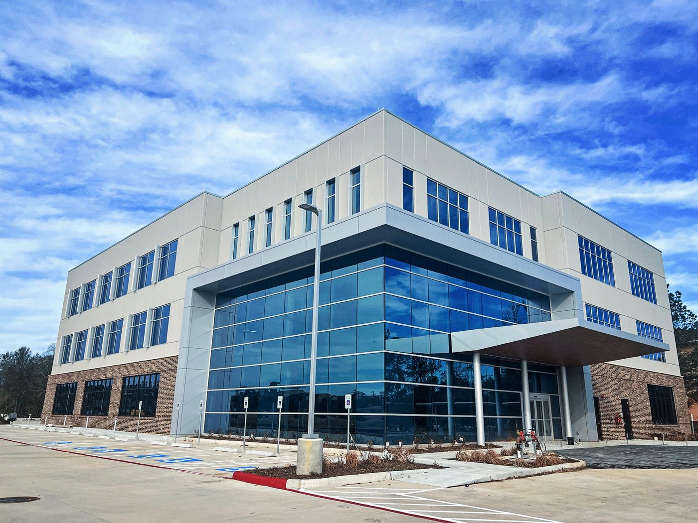 Medical Building Completed by i3