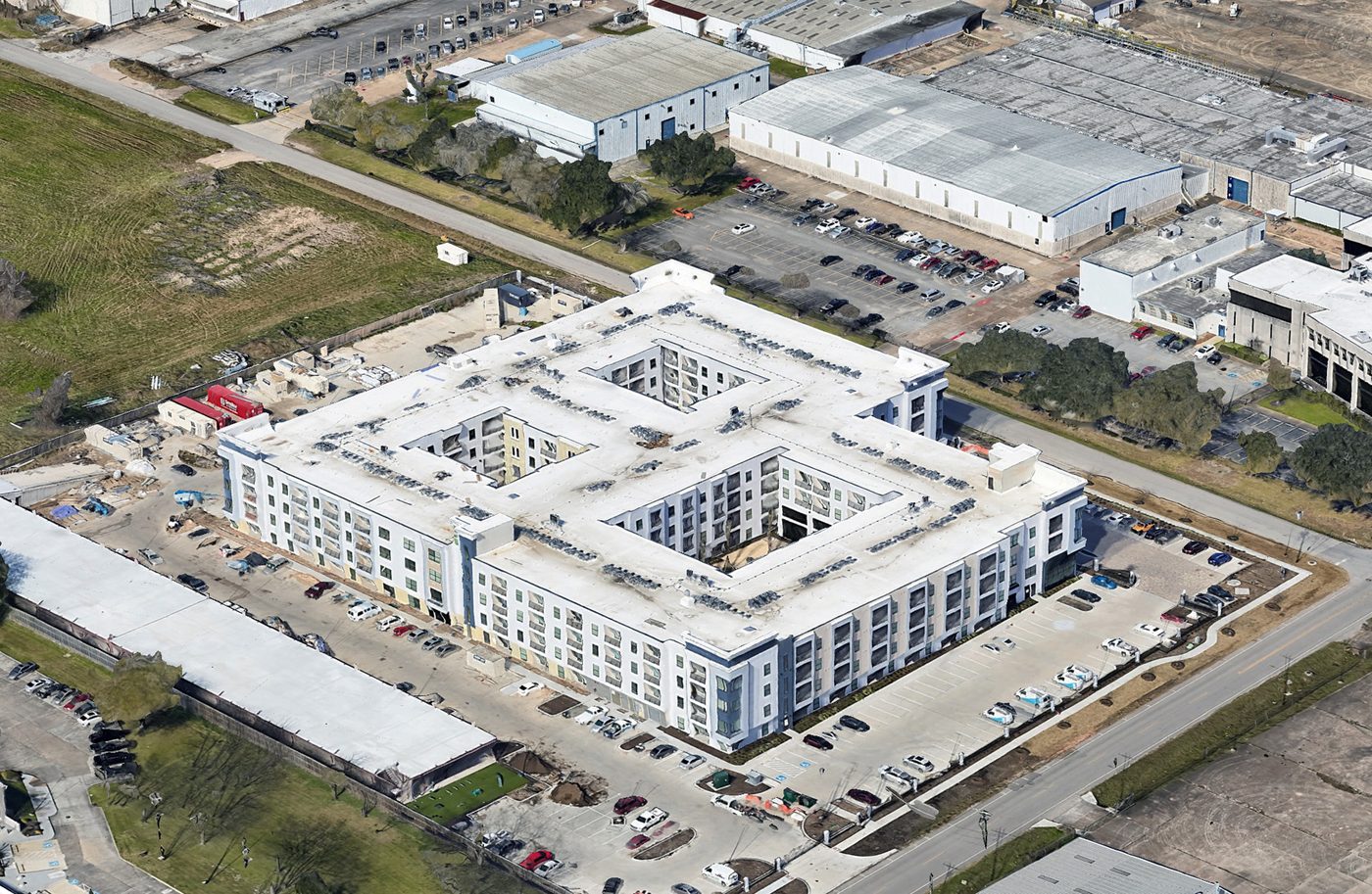 Medistar Sells Med Center Apartments