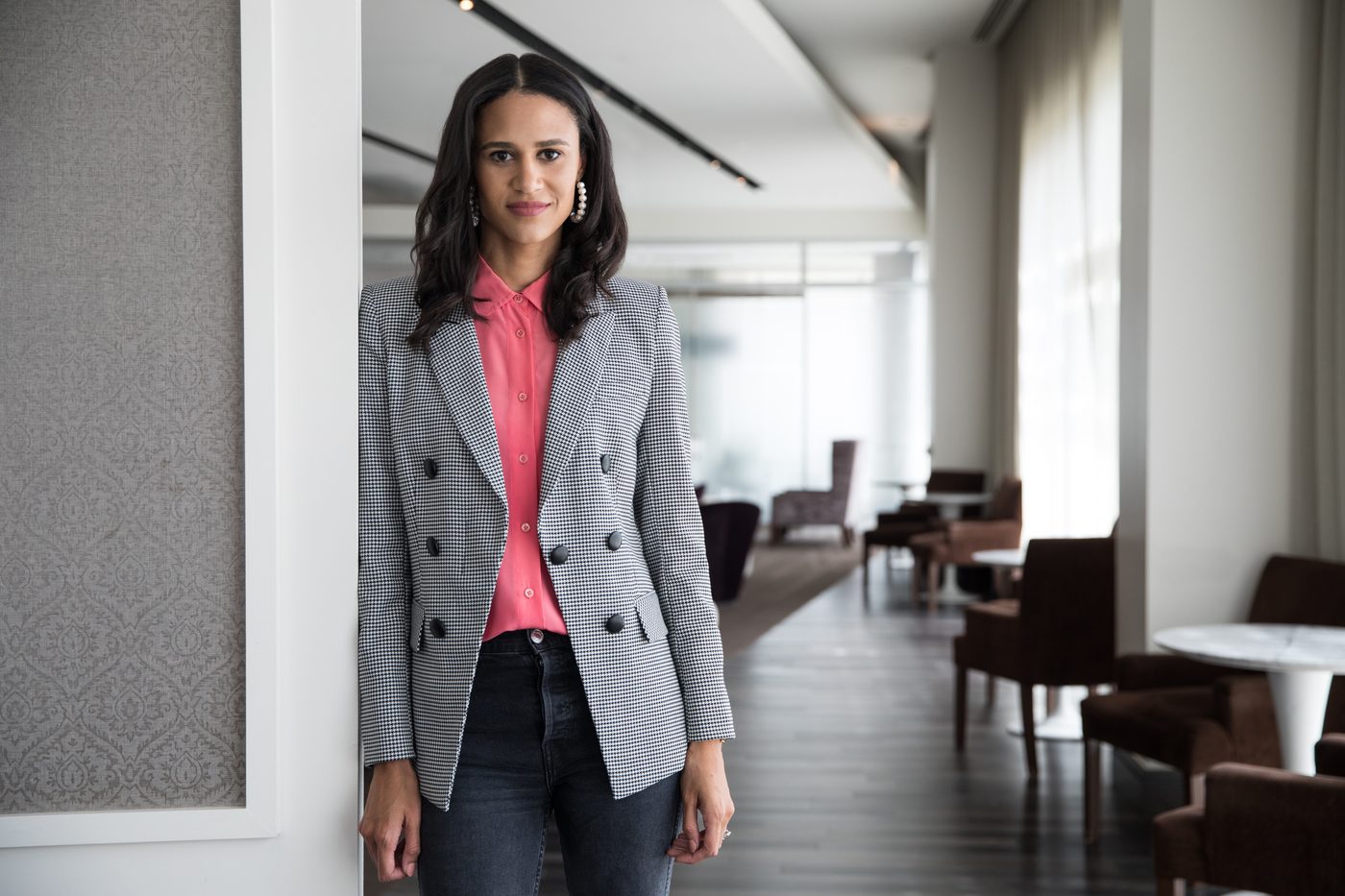 Midway Cos. brings retail leasing in-house.