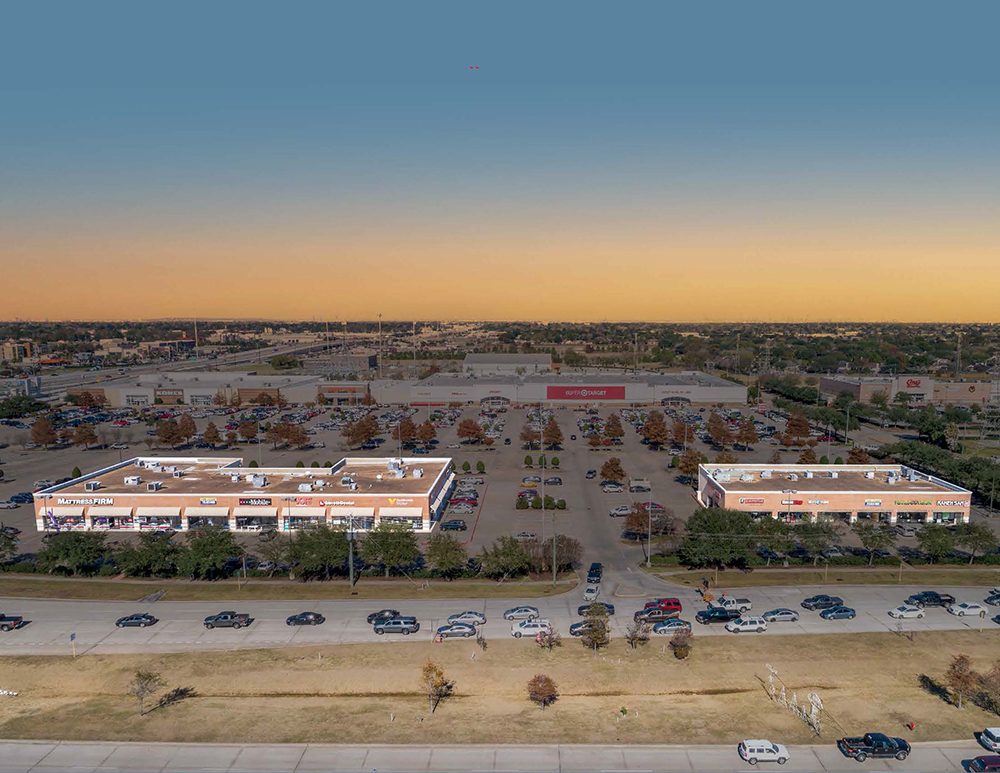 Momin Group Buys Cente
