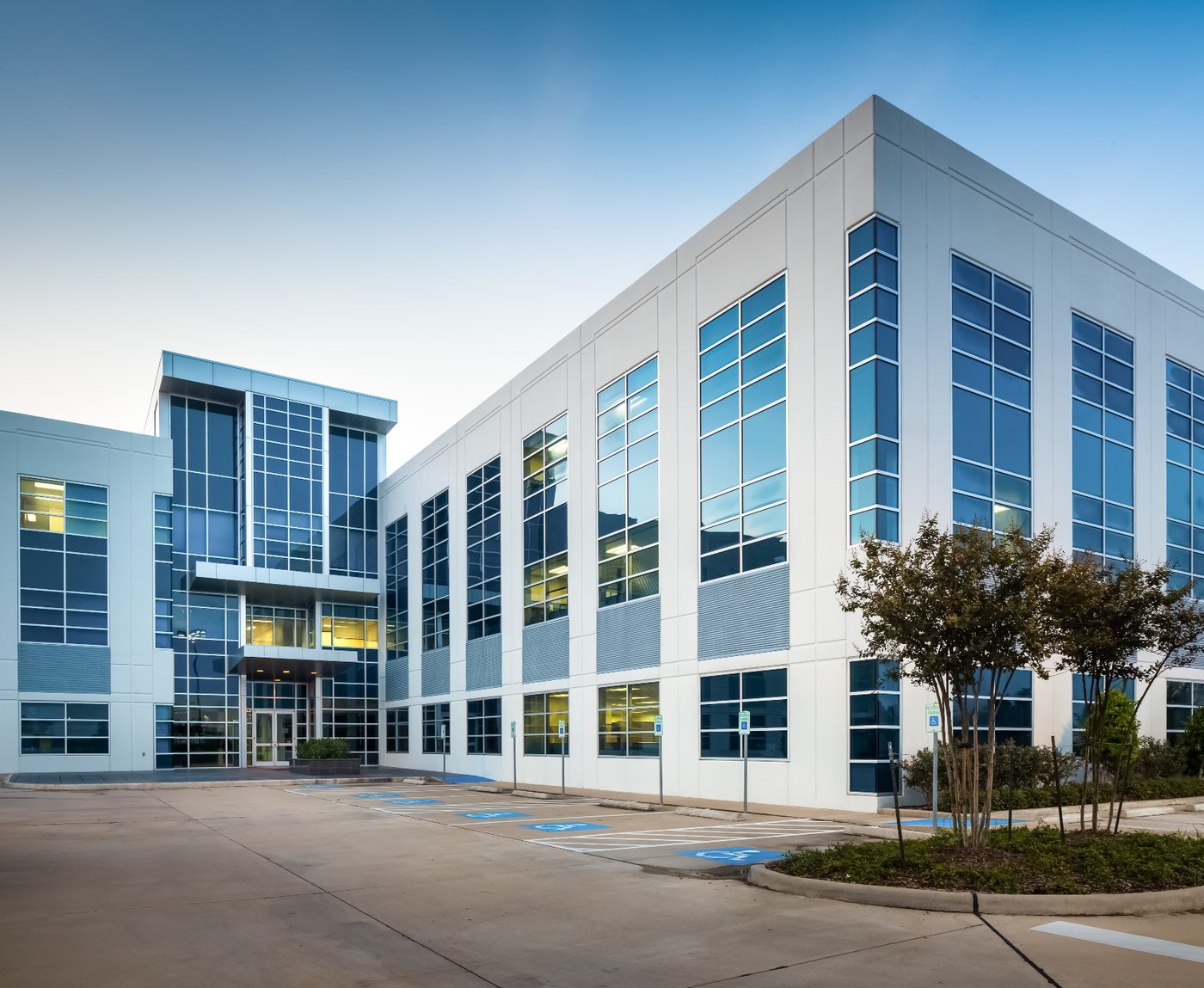 Mortgage Firm Leases Space