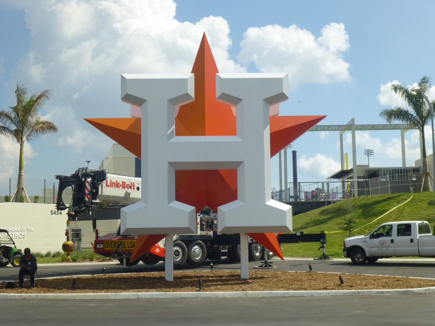 Astros logo. Photo credit: Dale King