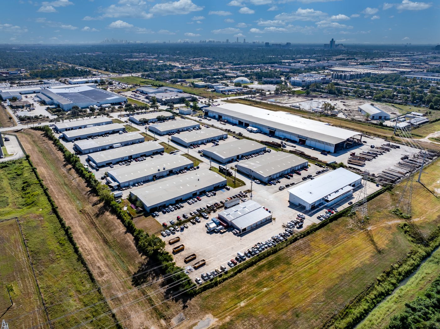 Pagewood JV Buys 13 Buildings in NW Houston