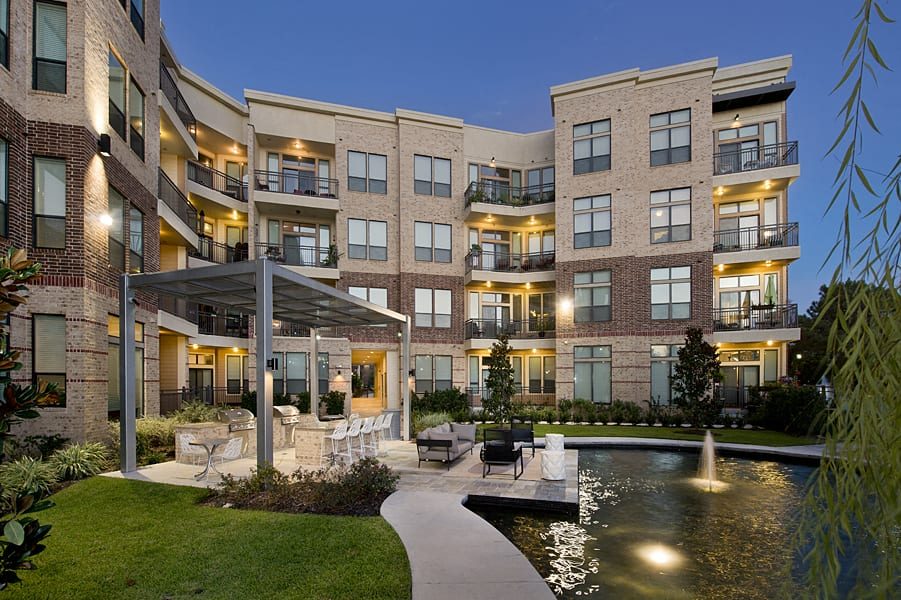 Paris Firm Buys Houston Multifamily