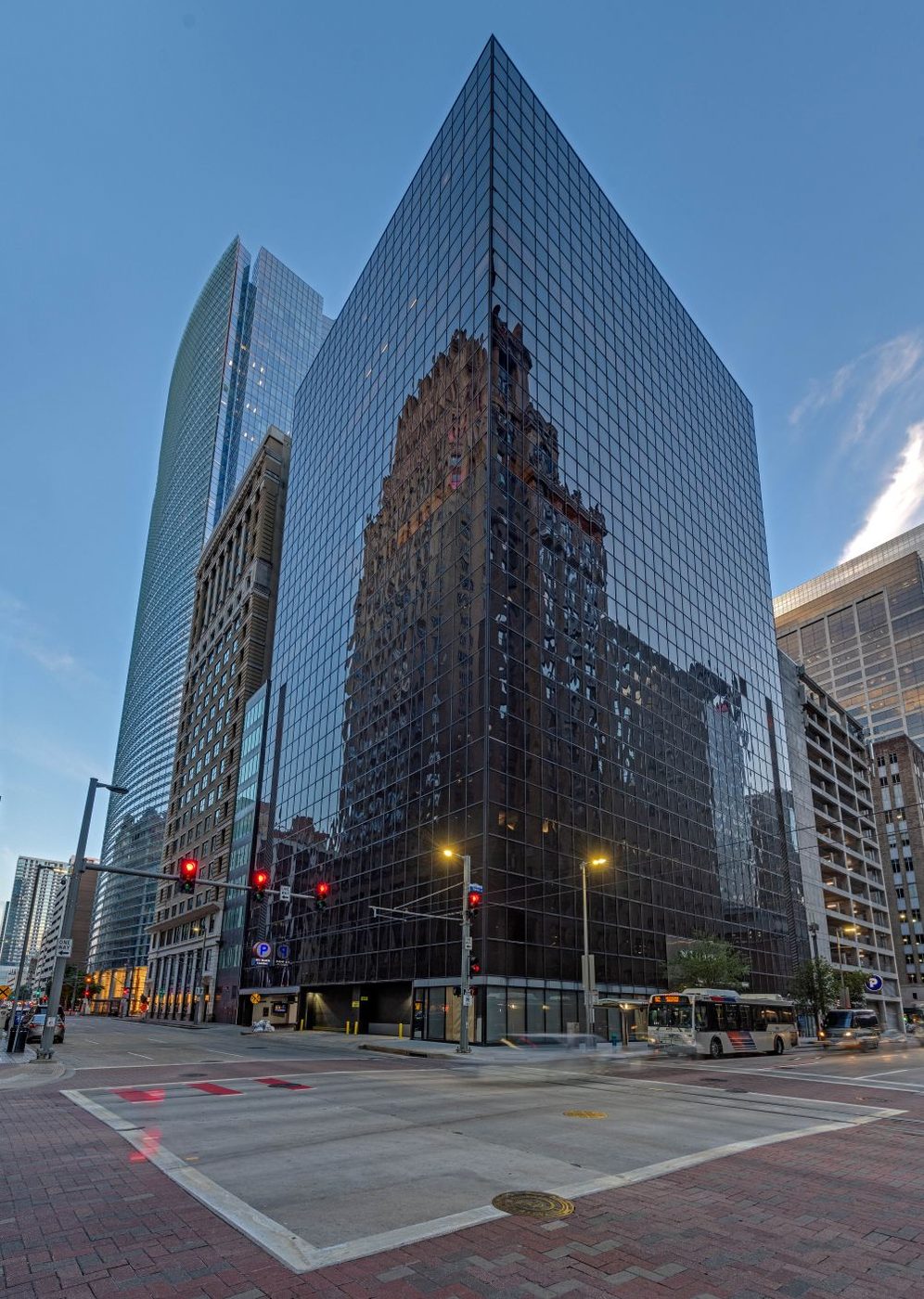 Partners to Lease Yet Another Skyscraper