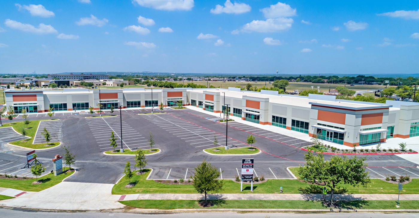 New Braunfels – with 500 Employees: PNC Bank Leases 59,000 SF of Office Space