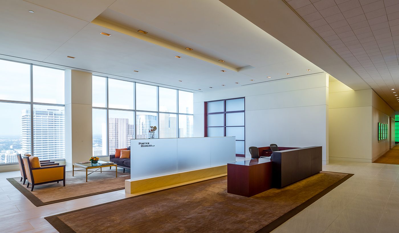 Downtown Houston: Porter Hedges Law Firm Elects to Stay
