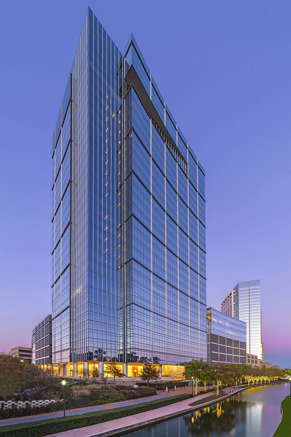 Six Companies Lease Space in The Woodlands