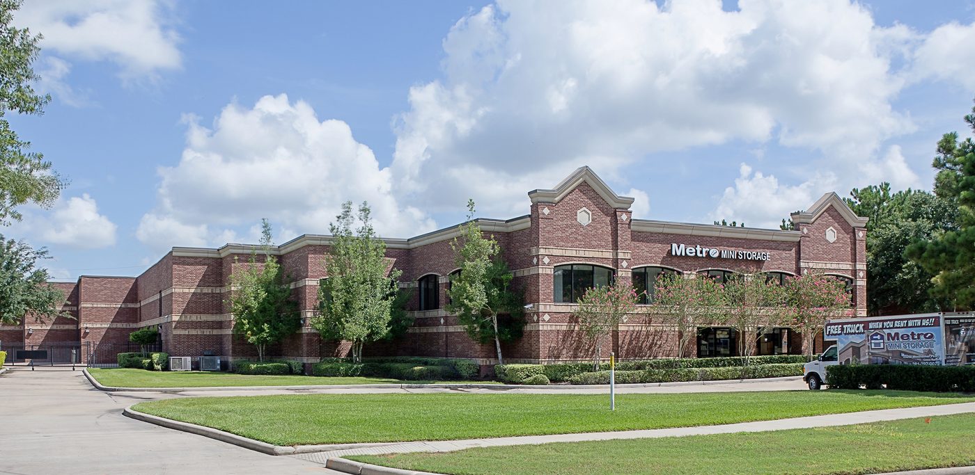 Six Self-Storage Facilities Sold, Market briefs
