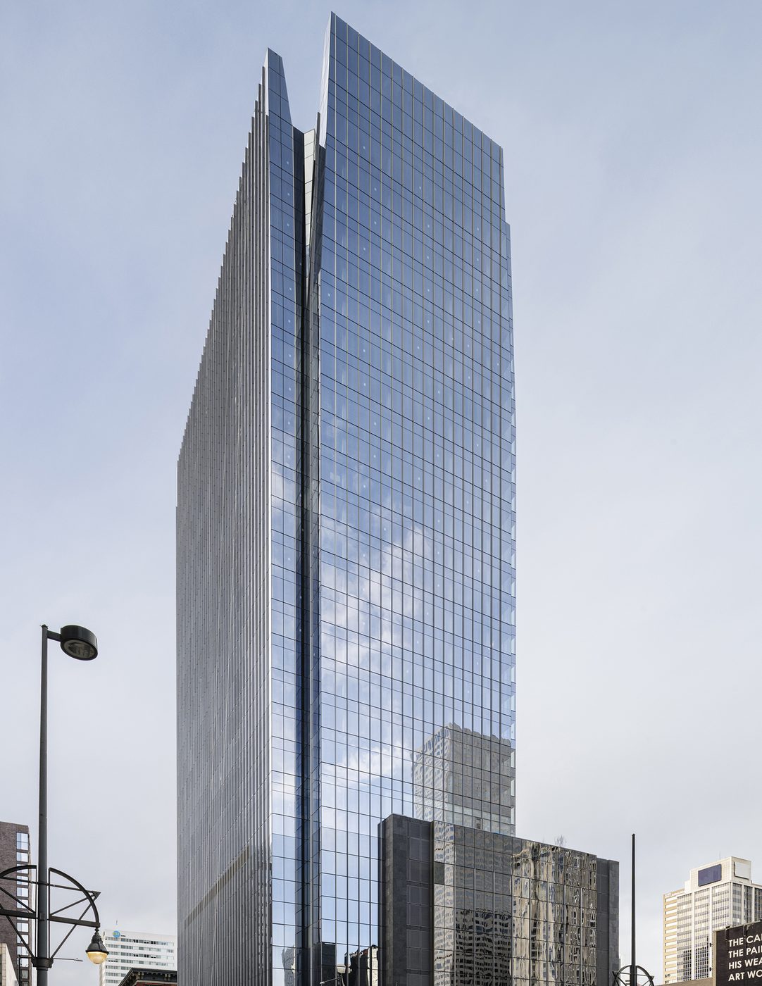 Skyscraper Earns LEED Gold Recognition