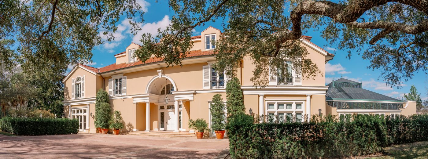 Sold: Gerald Hines River Oaks Mansion