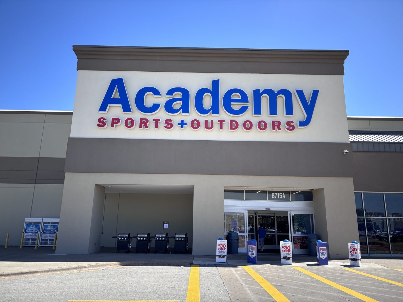 Sporting Goods Retailer Opens 24 Stores