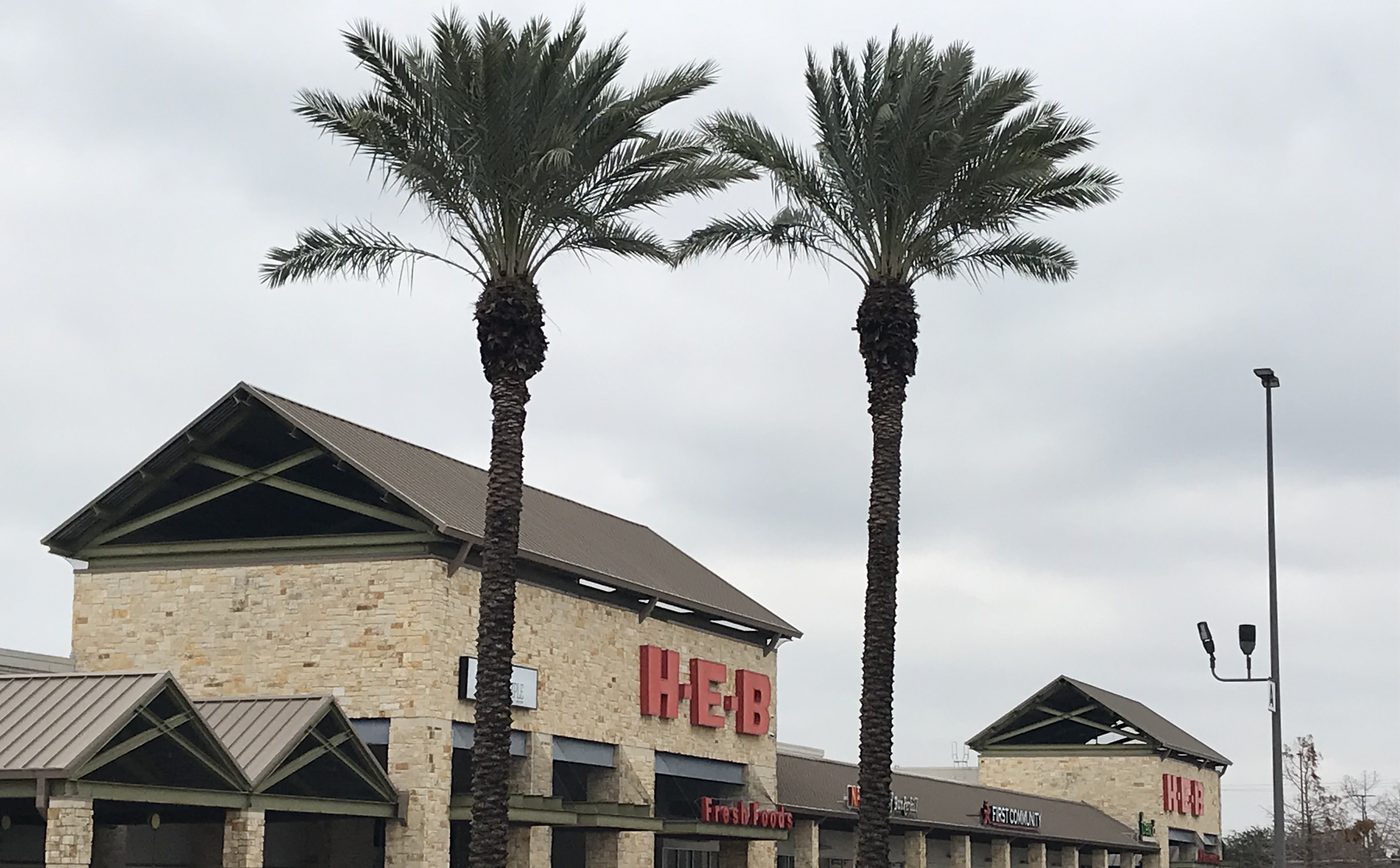Stanford Alexander – Pioneer in Shopping Center REITs - Passes