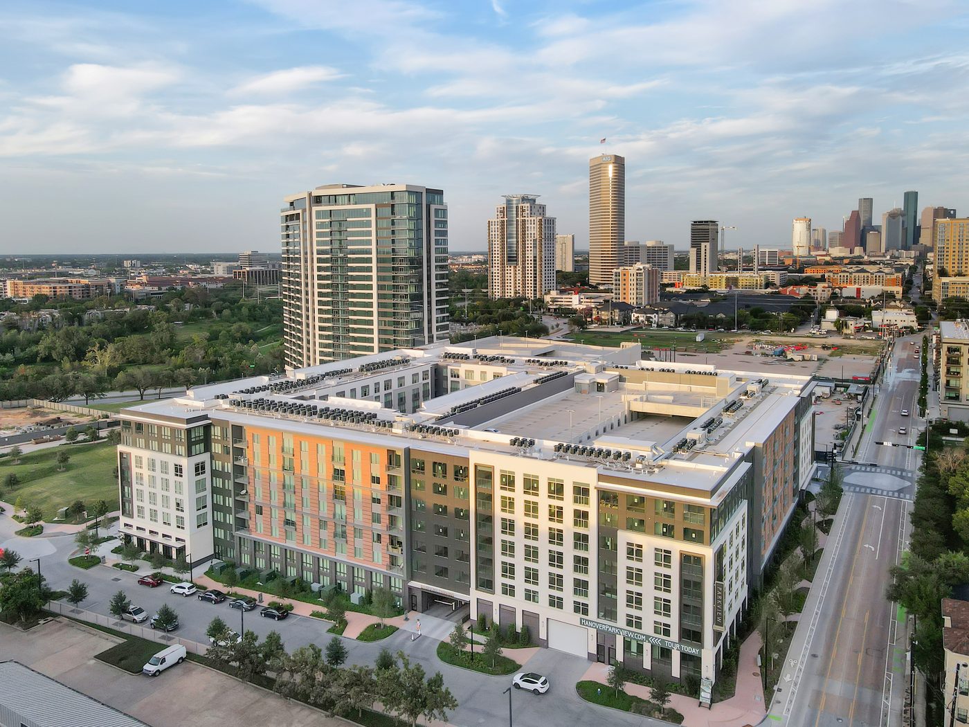Hanover Completes 40-Story Tower