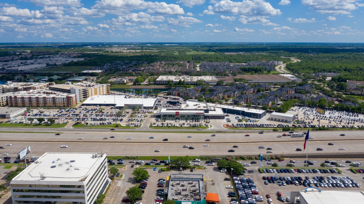 The World – A Step Toward the South Loop’s Golden Era?: The Largest Nissan Dealership