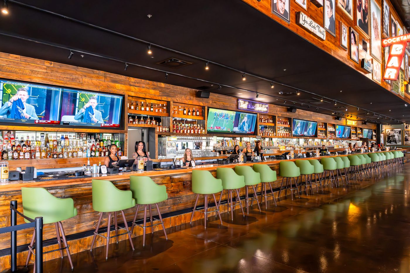 The Longest Bar in Texas