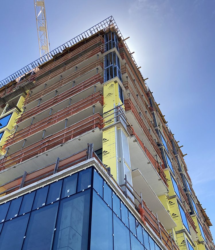 Tower Tops Out Near River Oaks