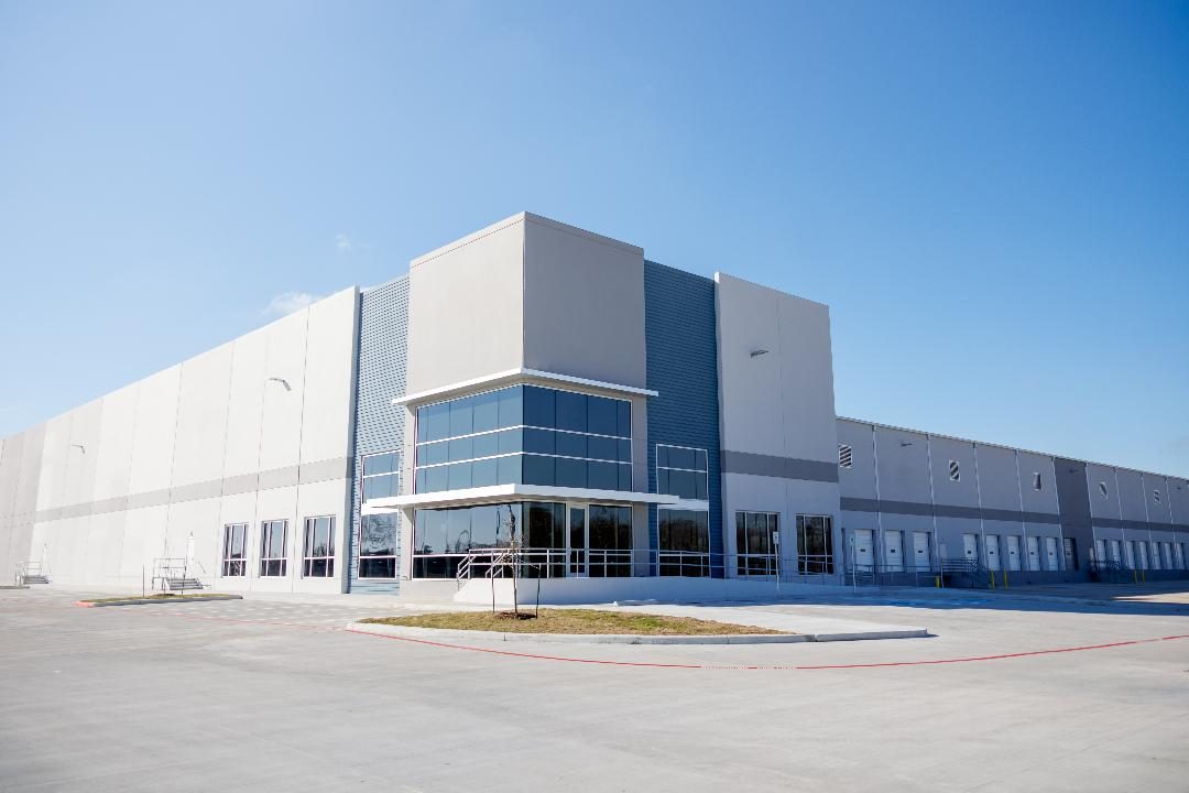 Transwestern Builds Bayport Project