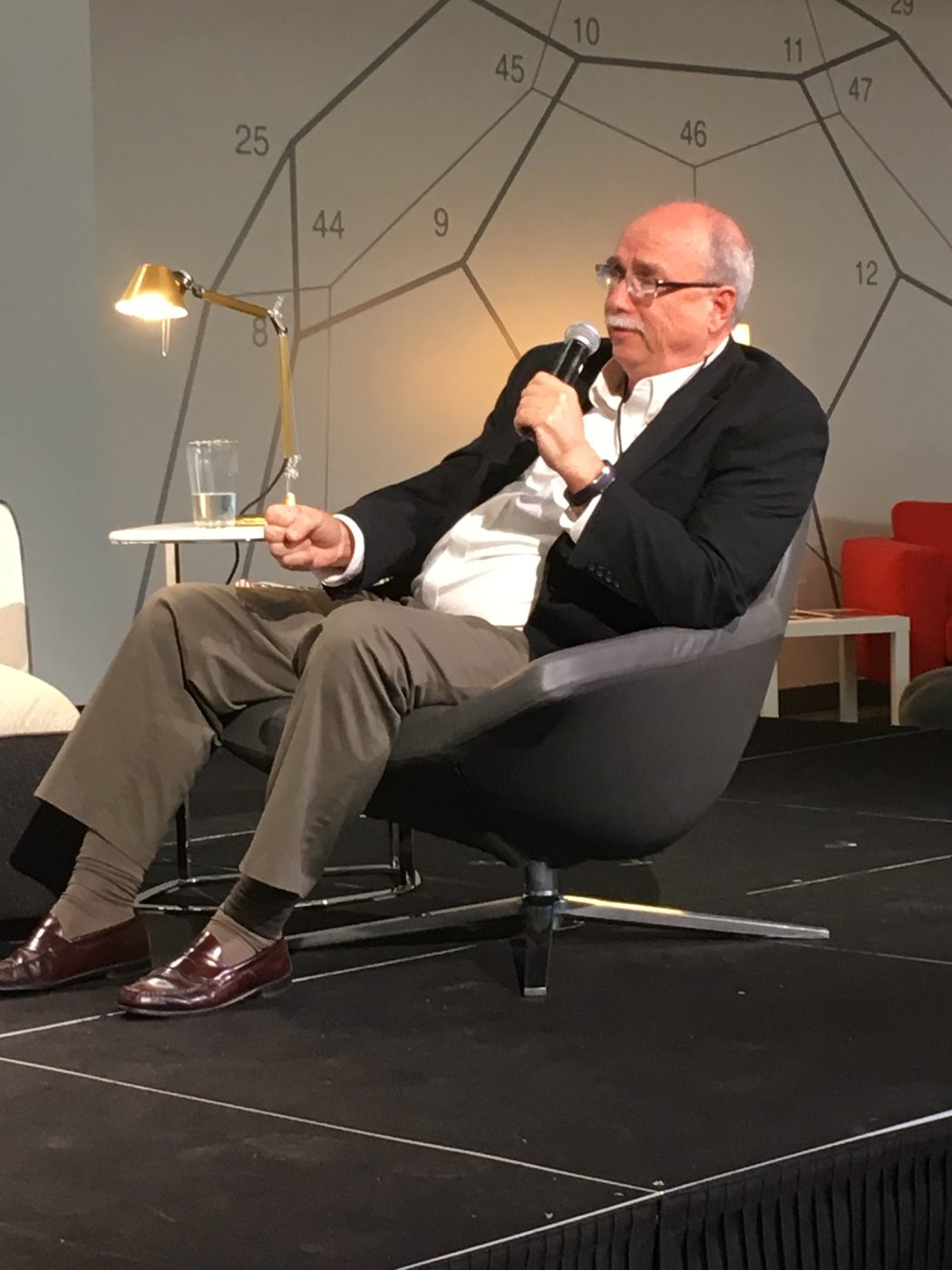 Ralph Bivins, editor, Ev Konut Proje.