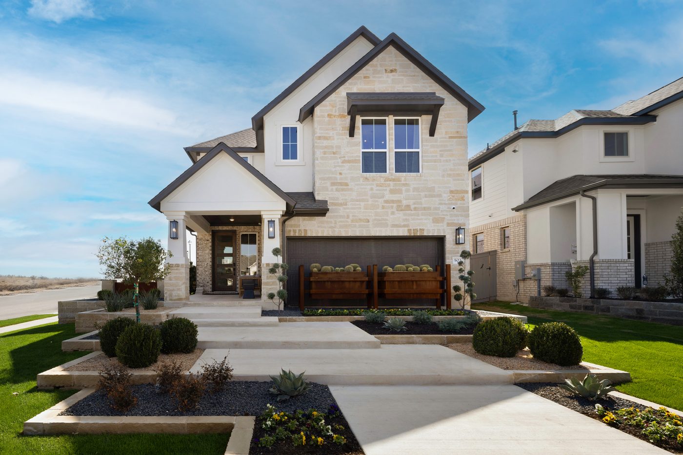 Tri Pointe Homes Opens in Hutto
