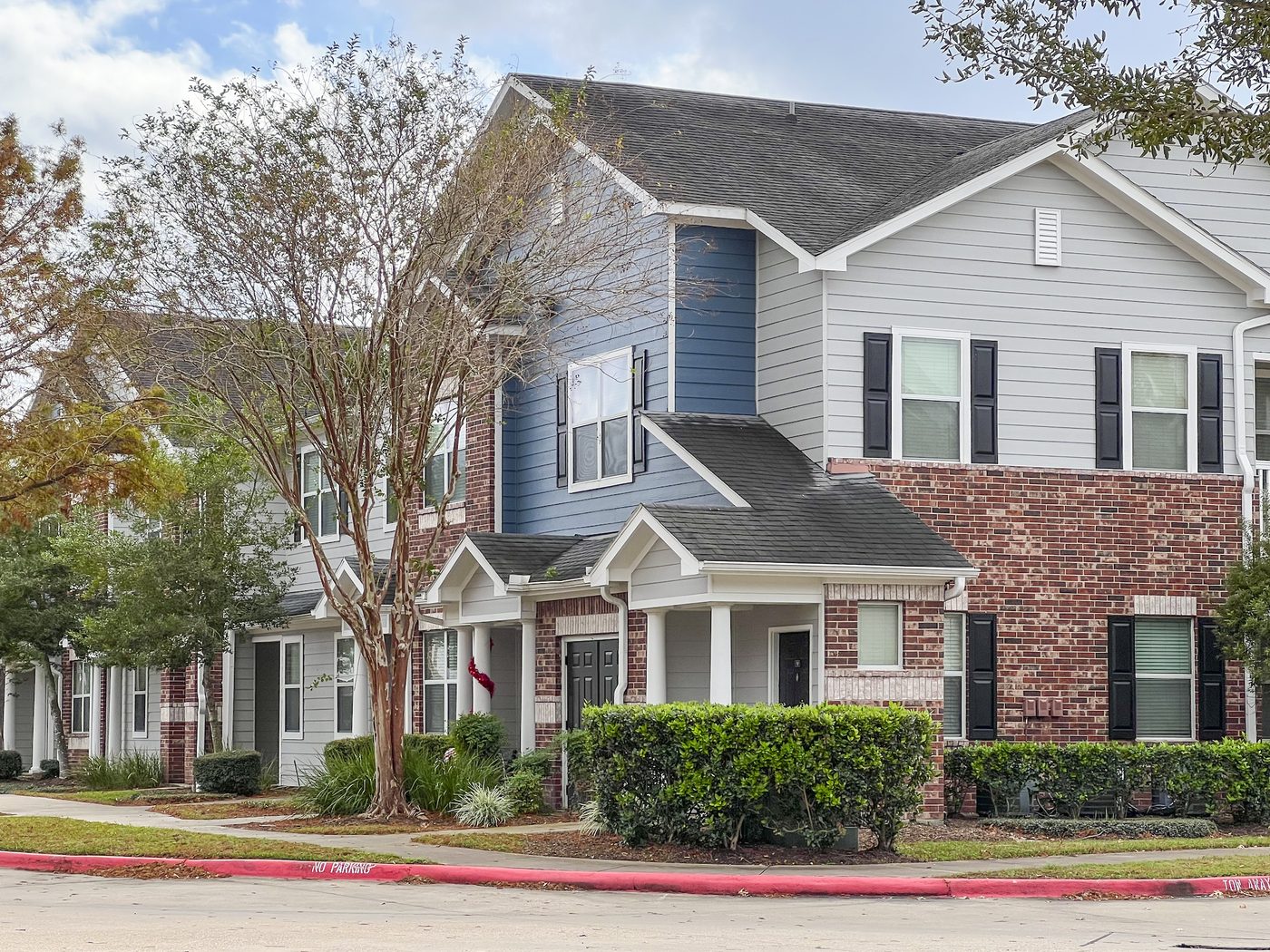 TruAmerica Multifamily Acquires Apartments