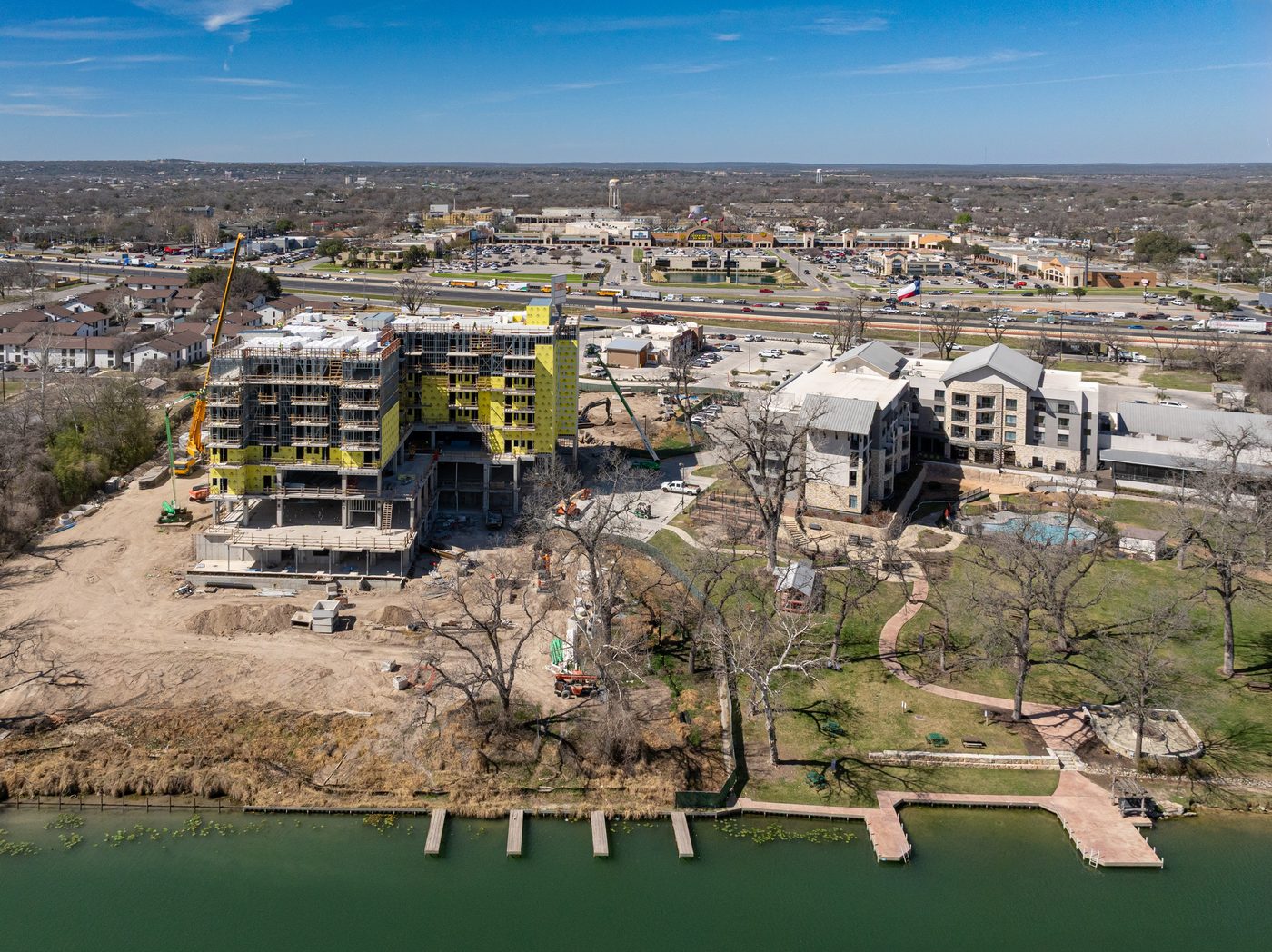 Waterfront Hotel Tops Out in New Braunfels