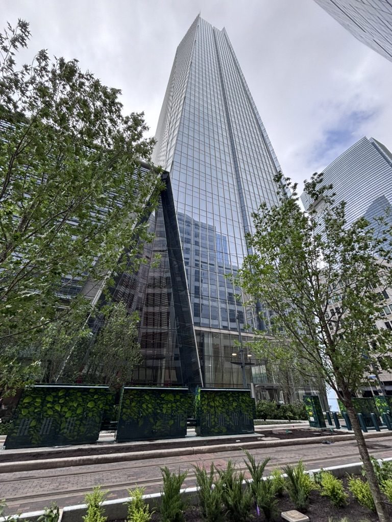 609 Main building in downtown Houston.