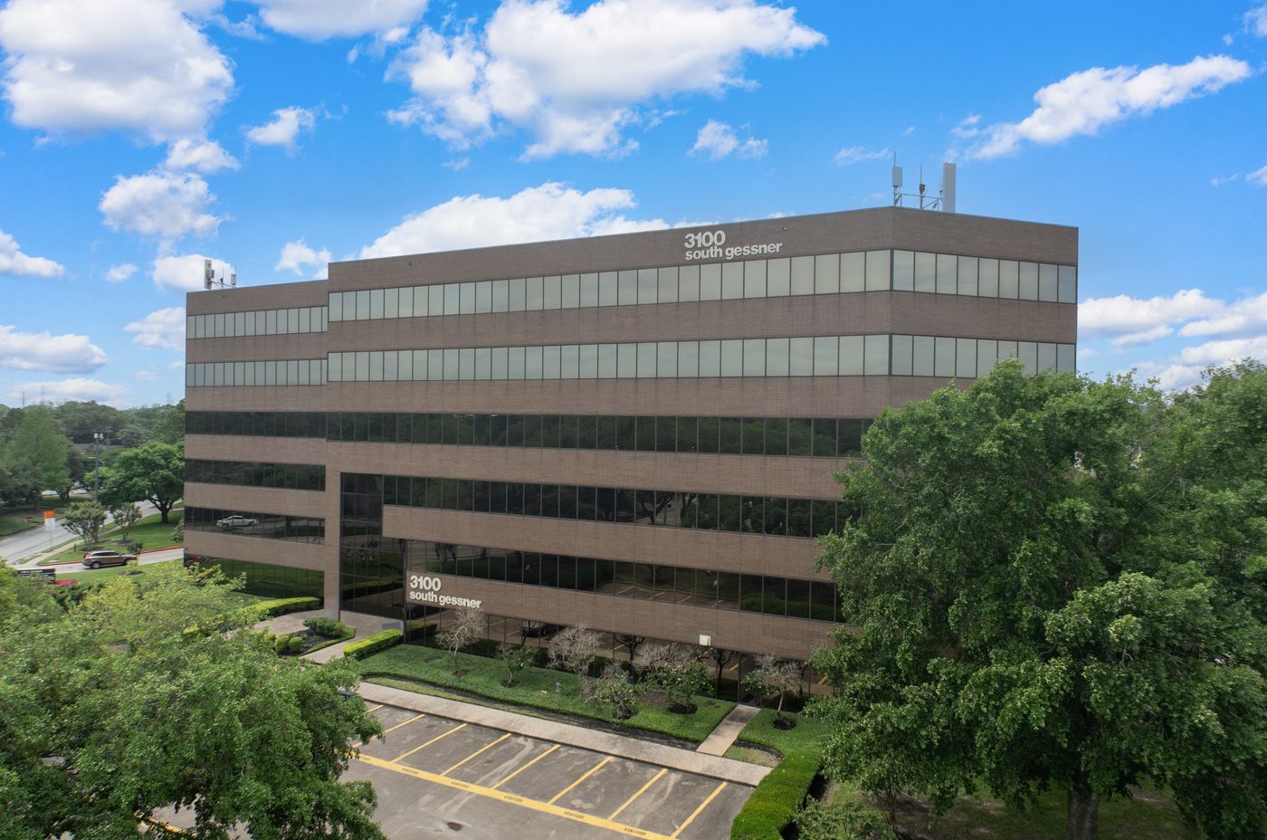 Winthrop Buys 3 Class B Properties