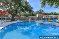 Lone Star Acquires Apartment Complexes Near Gulf Freeway