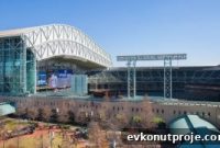 Opening Day: 500 Crawford Apartments Steps From Astros Stadium